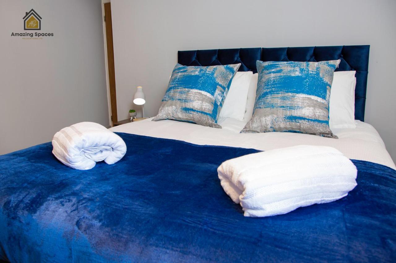 City Centre 2 Bed Flat Sleeps 3 For Work And Leisure With Free Wifi By Amazing Spaces Relocations Ltd Уорингтън Екстериор снимка